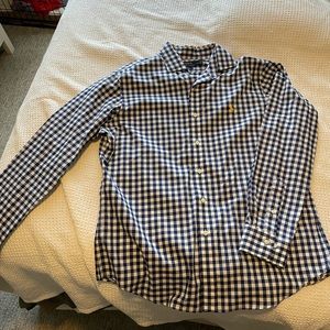 Men’s Polo Ralph Lauren NON-IRON button down. Blue and white size LARGE.